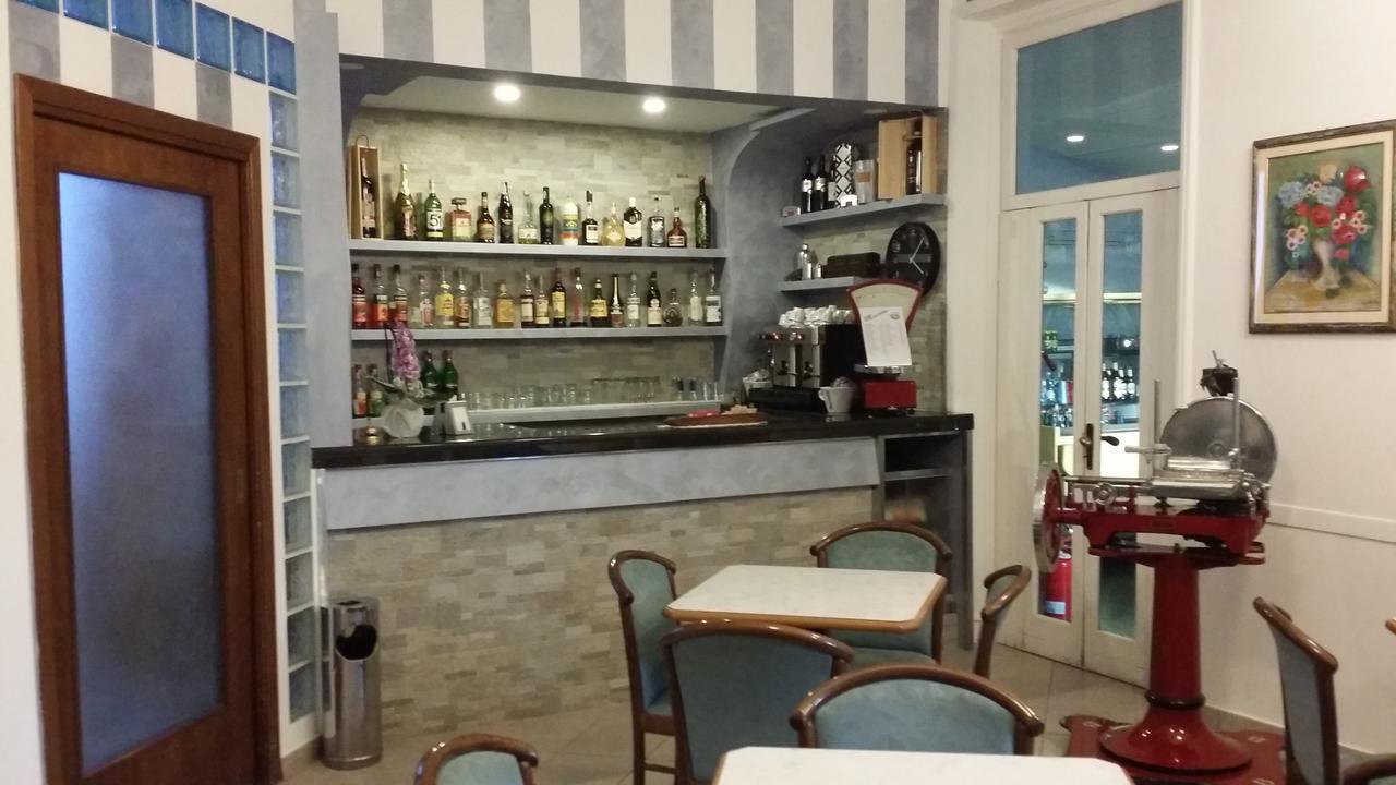 Hotel San Giorgio Alassio Buitenkant foto