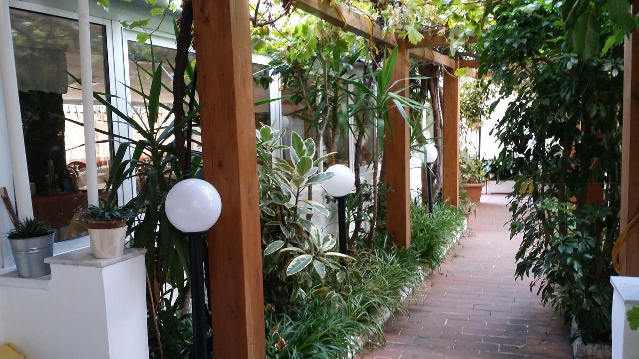 Hotel San Giorgio Alassio Buitenkant foto
