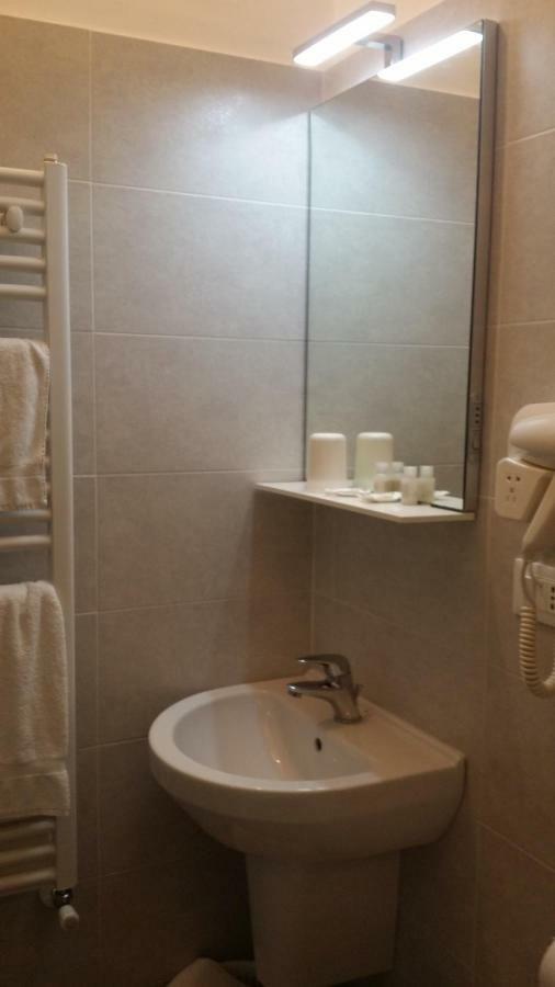 Hotel San Giorgio Alassio Buitenkant foto